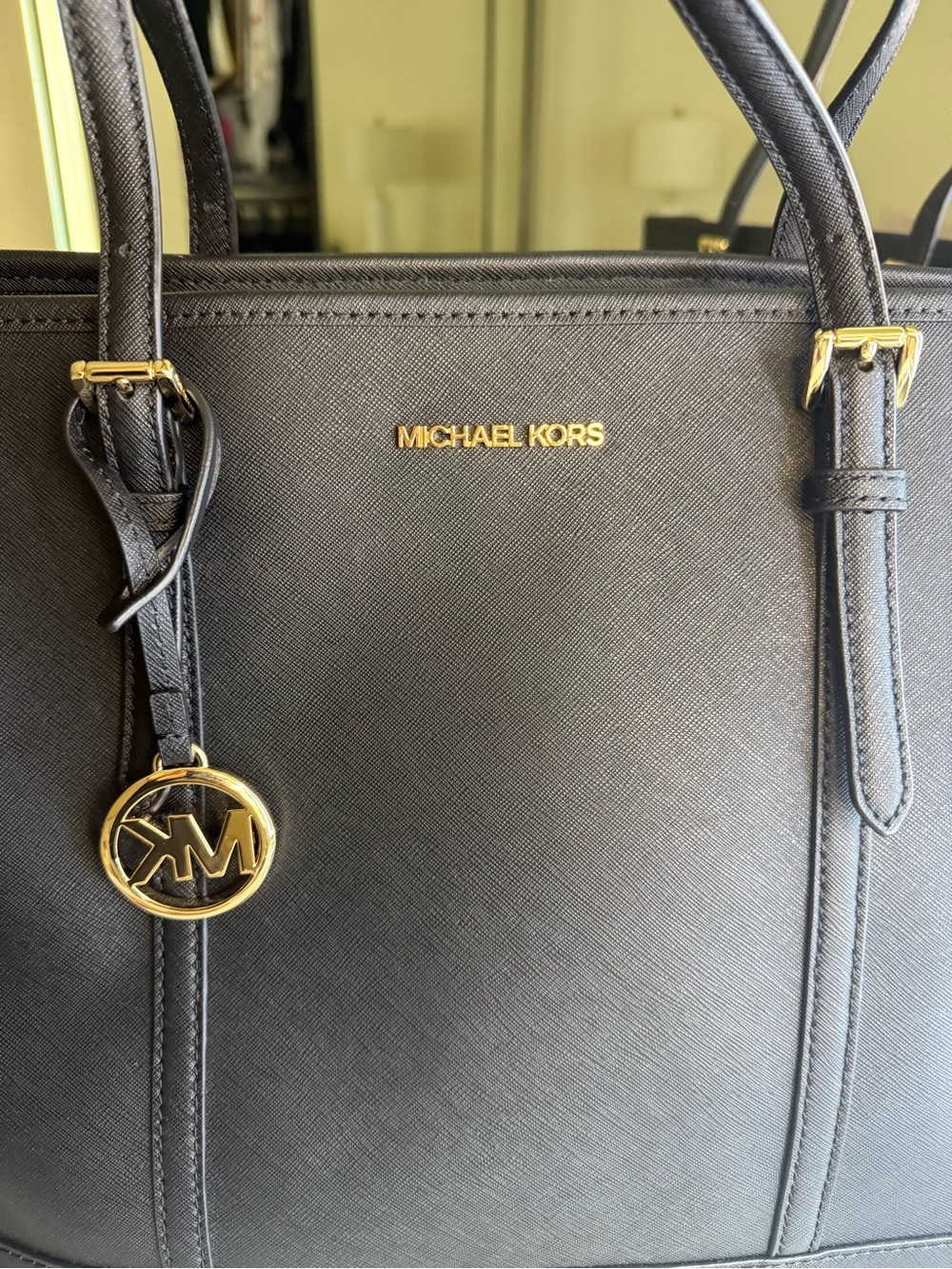 Michael Kors Jet Set Travel Large Black Saffiano Leather Tote Tags Included - Picture 3 of 7